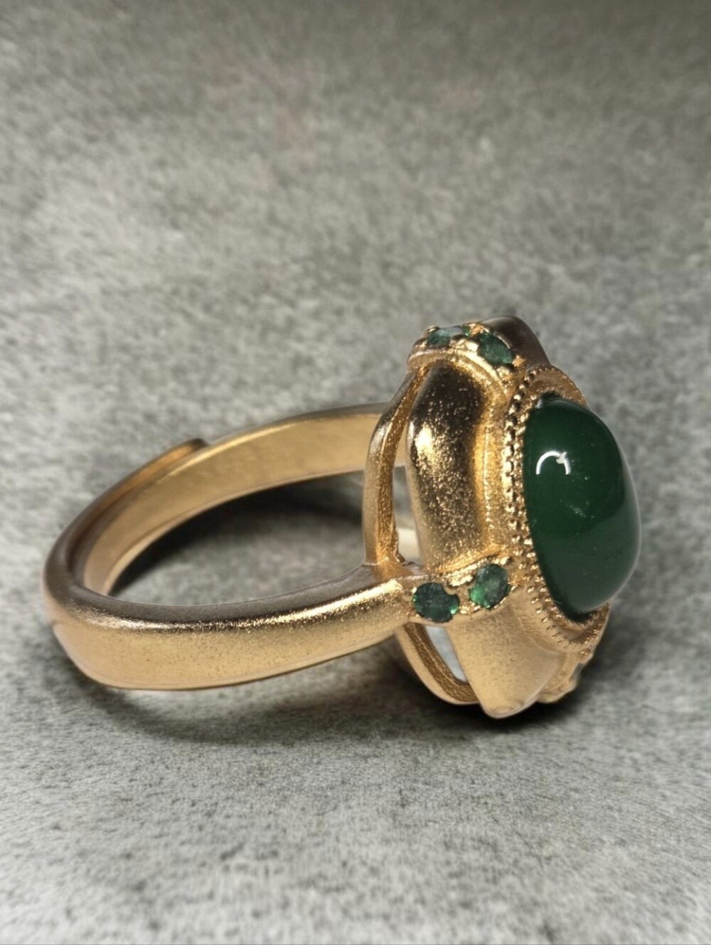 18k Matte Gold Plated European Style Emerald Cabochon Crystal Ring - Picture 3 of 6